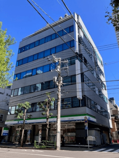 本社外観